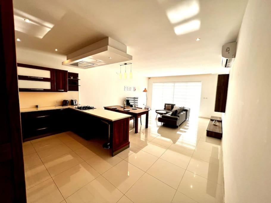 Viewline Seaview Modern 3 Bedroom Apartment Marsaxlokk Exteriér fotografie